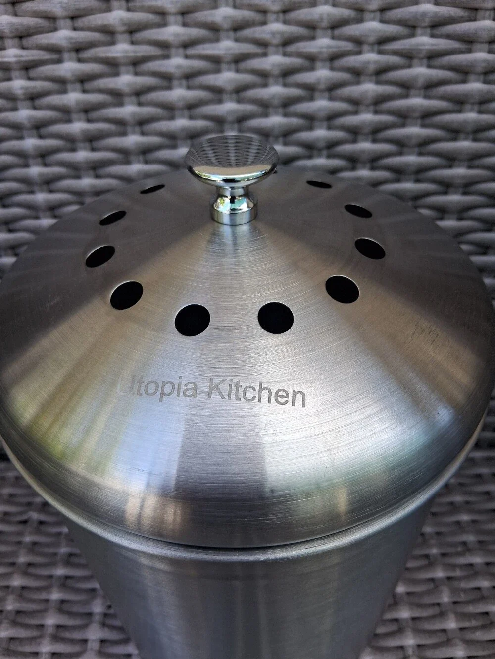 NEW Utopia Kitchen Stainless Steel Kitchen Compost Bin - Brushed Silver